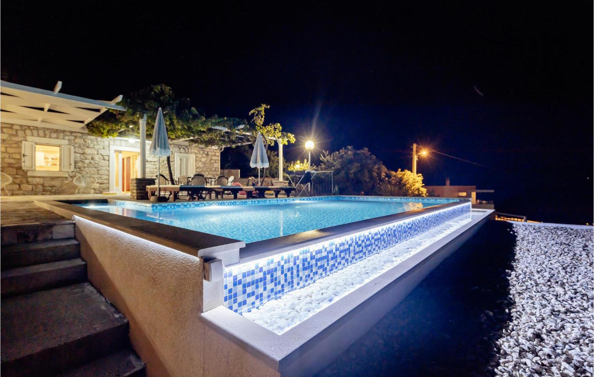 Amazing Home In Herceg Novi With House Sea View المظهر الخارجي الصورة