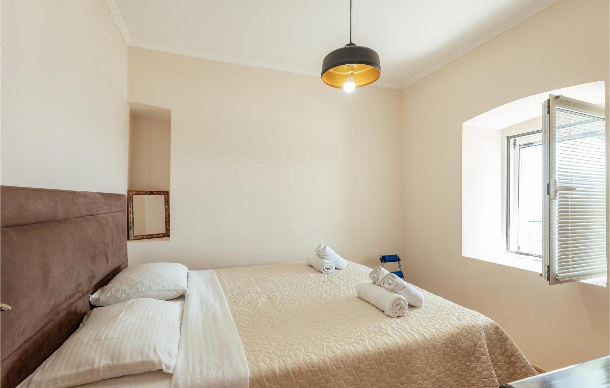 Amazing Home In Herceg Novi With House Sea View المظهر الخارجي الصورة